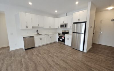 101 – 330 First St – Downtown Apt w/Elevator – 2 bdrm